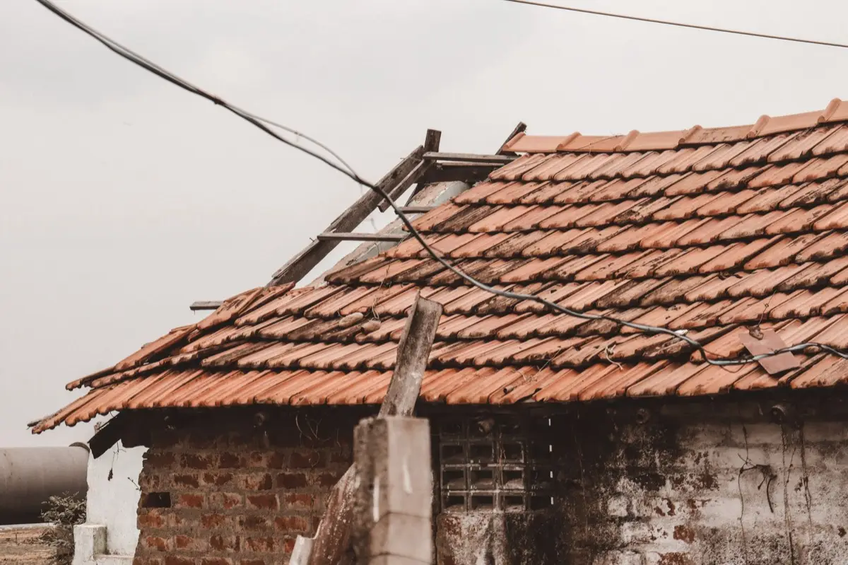 Wind Damage Roofing in Medford, OR